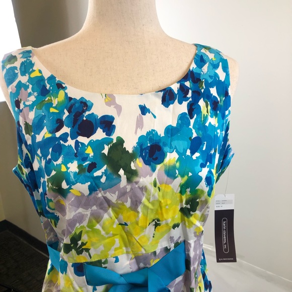 Karin Stevens - Picture 4 of 7